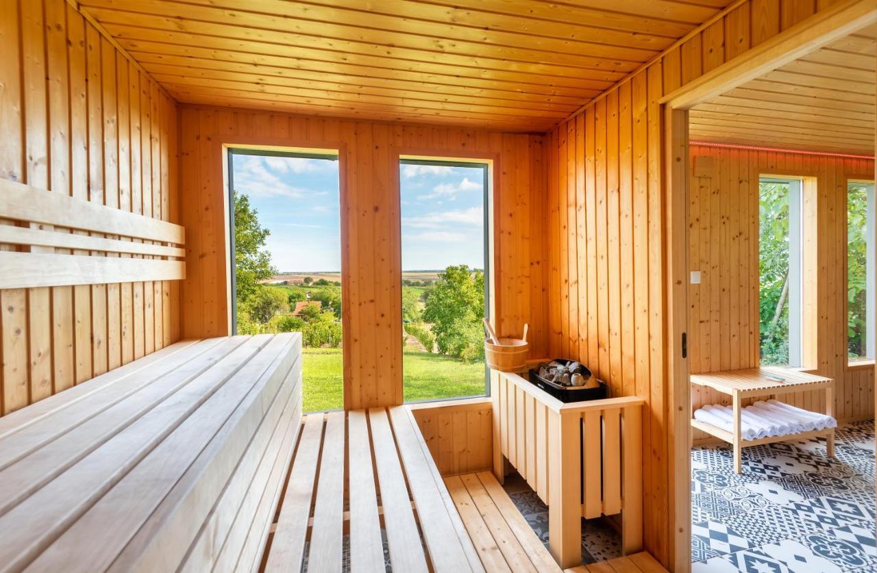 Borarium Vendeghazak - Zenit Haz Hotel Pazmand Exterior foto