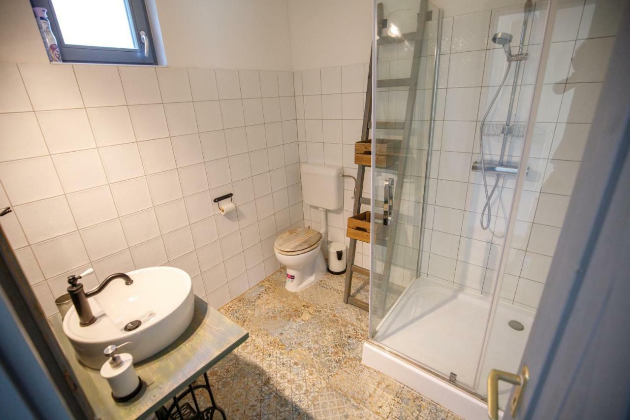 Borarium Vendeghazak - Zenit Haz Hotel Pazmand Exterior foto